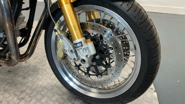 Norton Commando 961 SE